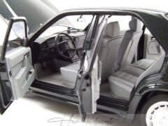 Mercedes Benz 190 E W201 Black 1:18 1984 Norev Diecast