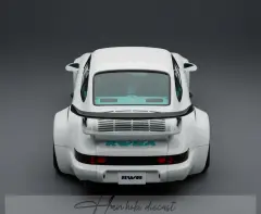 Porsche RWB Grand Prix White 2023 1:18 GT Spirit Resin